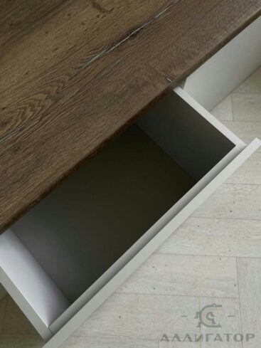 156. Инсталляция в гостиную в светлых тонах