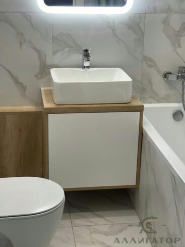 104. Инсталляция в ванную комнату с подсветкой