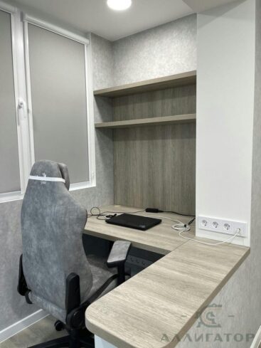 33. Рабочая зона на балконе