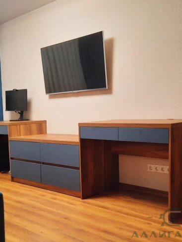 256. Тумба под ТВ без ручек