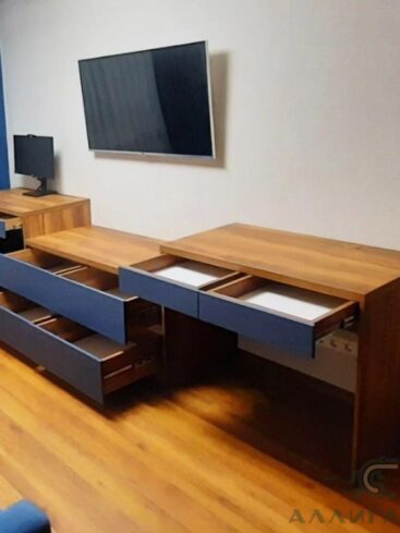 256. Тумба под ТВ без ручек