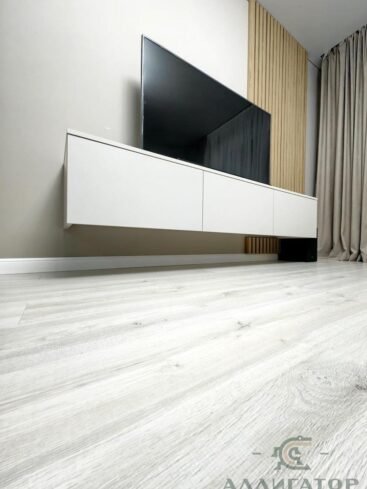 257. Тумба под ТВ без ручек белого цвета